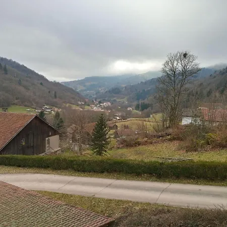 شاليه Chalet In Lovely Rich Forest Setting With A Beautiful View *