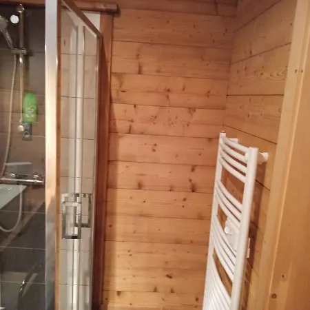 Chalet In Lovely Rich Forest Setting With A Beautiful View *